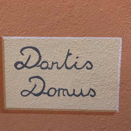 Dantis Domus At The Apartment