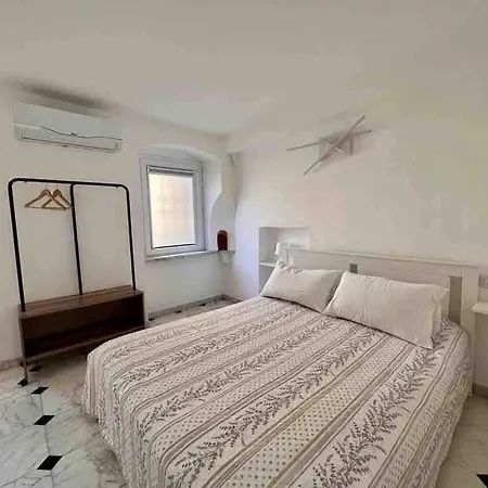 Apartment Dantis Domus At The *
