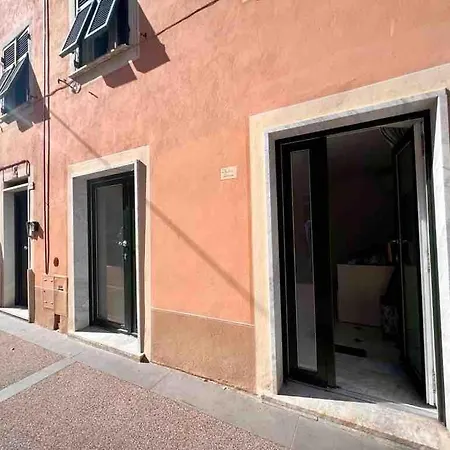 Appartement Dantis Domus At The