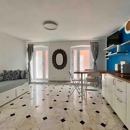 Dantis Domus At The Lägenhet