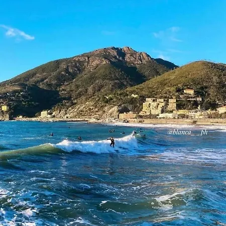 Dantis Domus At The * Levanto