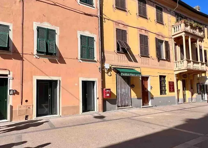 Dantis Domus At The *